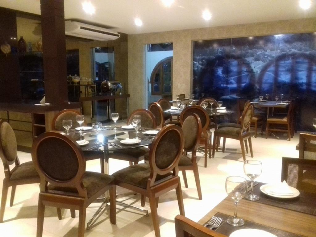 Wembley Park Hotel Porangatu ภายนอก รูปภาพ